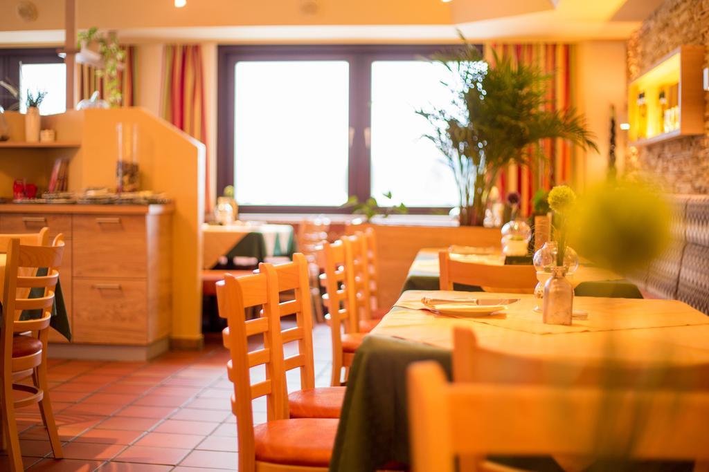 Pension La Mamma Aschach an der Donau Exterior photo