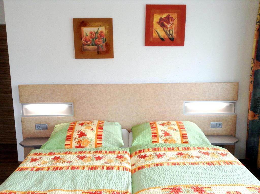 Pension La Mamma Aschach an der Donau Room photo